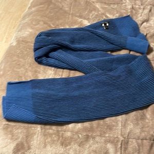 Blue heavy weight long scarf